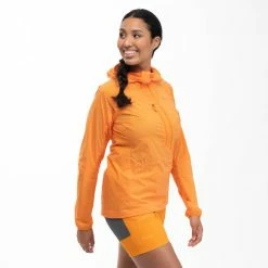 Bergans Cecilie Light Wind Anorak – Lush Yellow -vinter klær Salg Bergans Cecilie Light Wind Anorak Lush Yellow hoyre