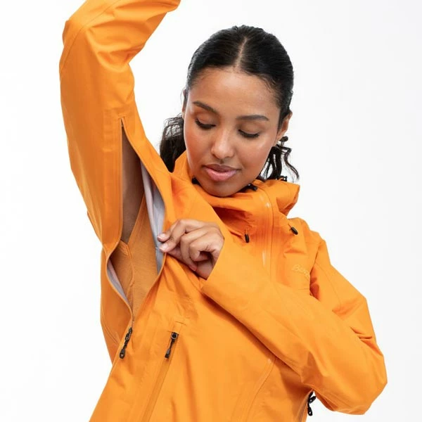 Bergans Skar Light 3l Shell Jacket Women (Cloudberry Yellow) 2 Bergans Skar Light 3l Shell Jacket Women (Cloudberry Yellow) - Bilde 2