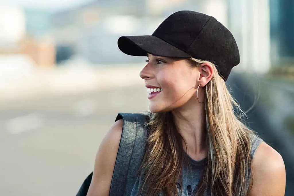 vinter klær Salg -vinter klær Salg Frau mit Cap fertig1 solo 1